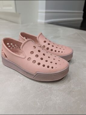 2/$35 Joybees Blush Pink Slip-On Clogs Perforated EVA Shoes J1